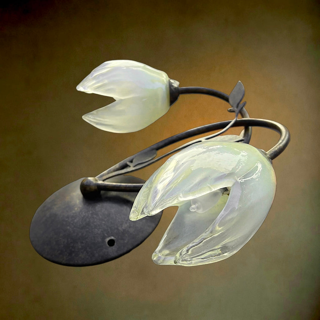 Paire d'Appliques Murales Florales Massive en Métal Patiné et Verre – Années 2000