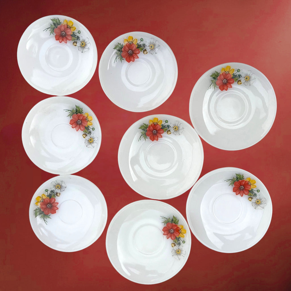 Service Arcopal Flore en Verre Opalin – 8 Tasses et 8 Soucoupes – Années 70