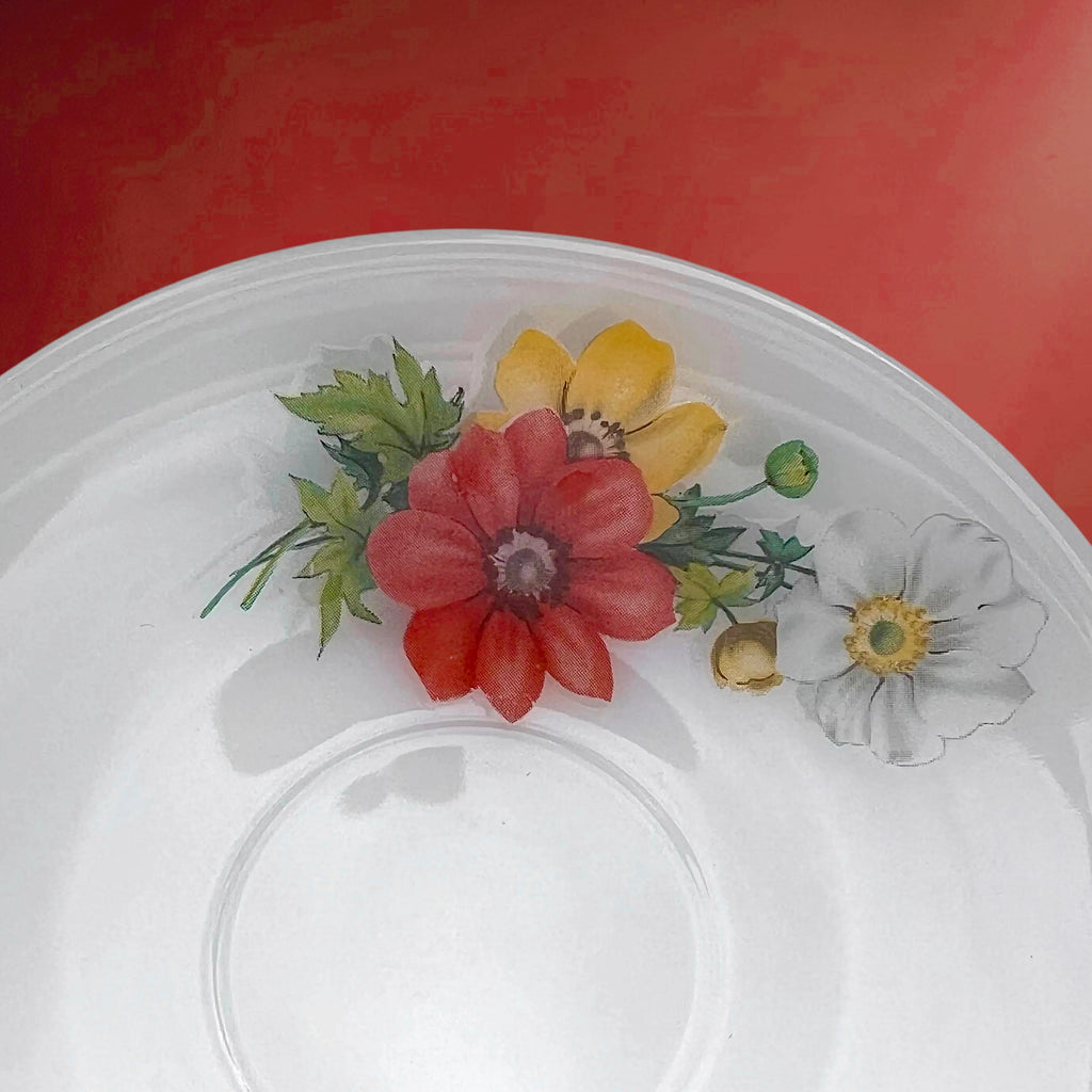 Service Arcopal Flore en Verre Opalin – 8 Tasses et 8 Soucoupes – Années 70