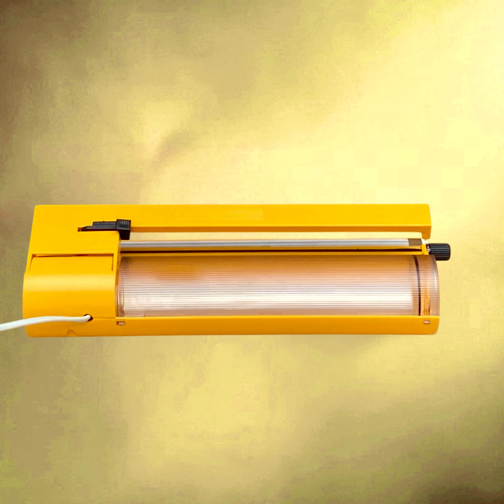 Soudeuse Électrique de Sachets Bosch FG2 en Plastique Jaune – Allemagne, Années 70