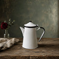 Cafetière Ancienne en Tôle Émaillée Blanche et Noire – Années 50