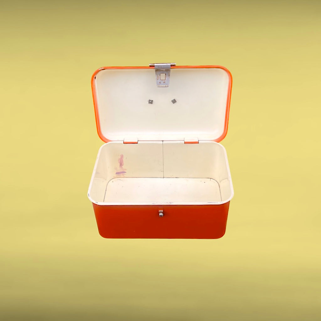 Petit coffre métallique vintage rouge orangé mallette métal années 60
