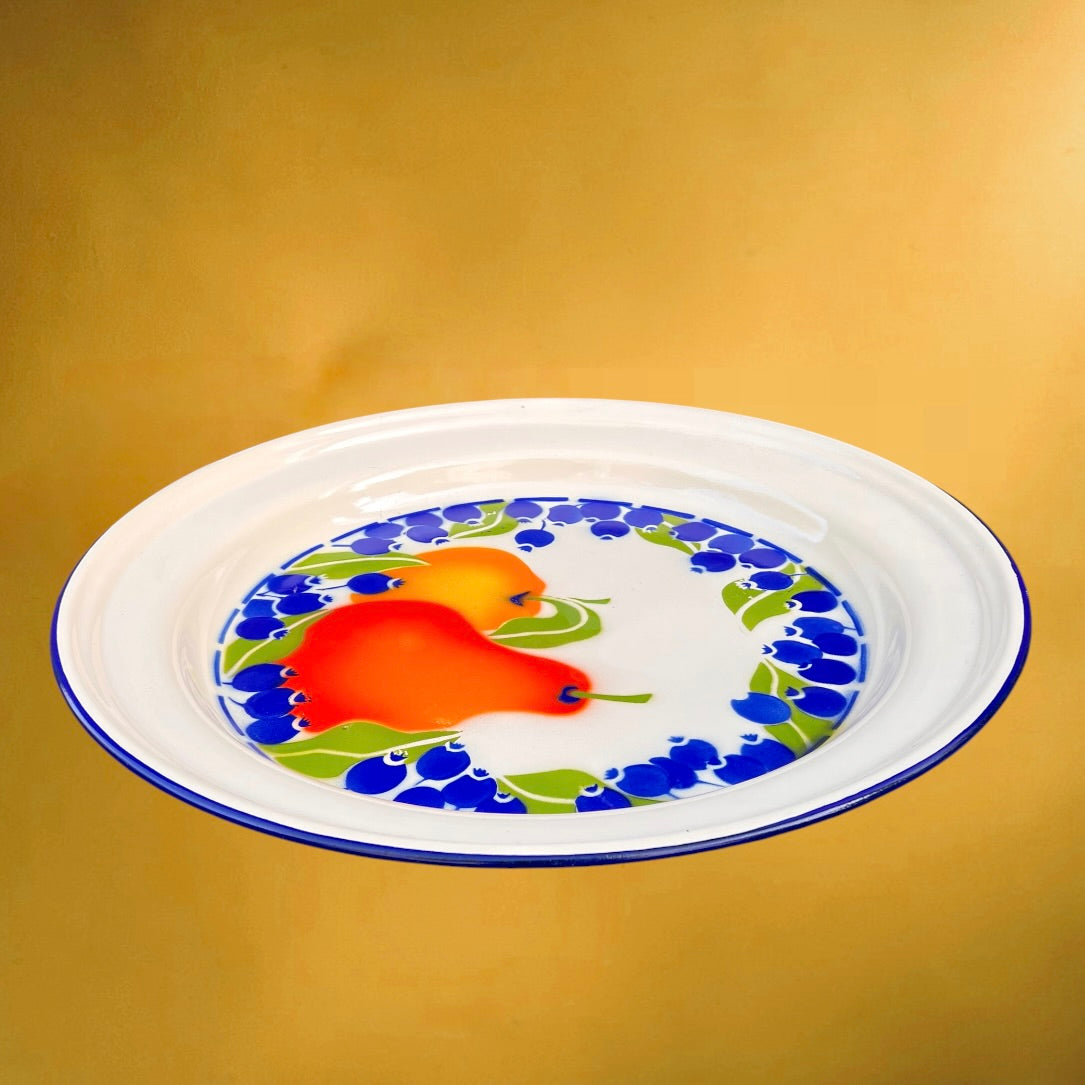 Grand plateau vintage en tôle émaillée décor poires et baies – plateau émail rétro cuisine – grand plateau émaillé 51 cm