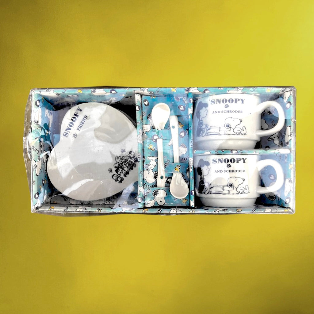 Service enfant Snoopy vintage tasse soucoupe cuillere coffret Peanuts cadeau enfant retro