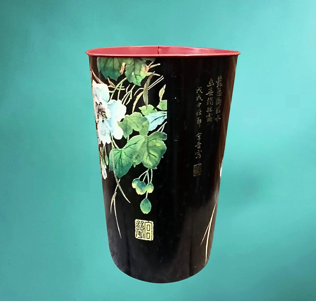 Corbeille à papier vintage Worcester Ware – tôle émaillée noire décor asiatique – années 1960