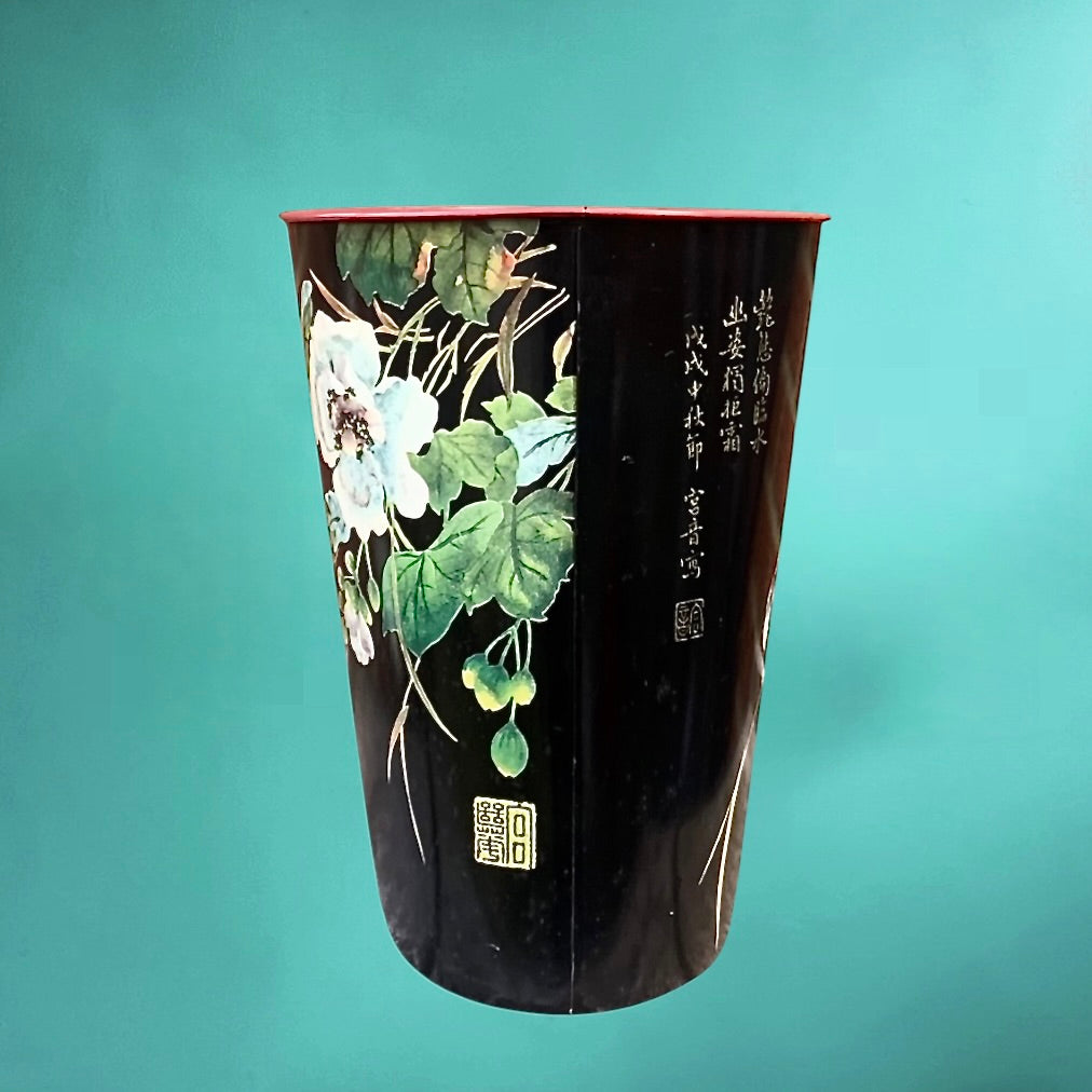 Corbeille à papier vintage Worcester Ware – tôle émaillée noire décor asiatique – années 1960