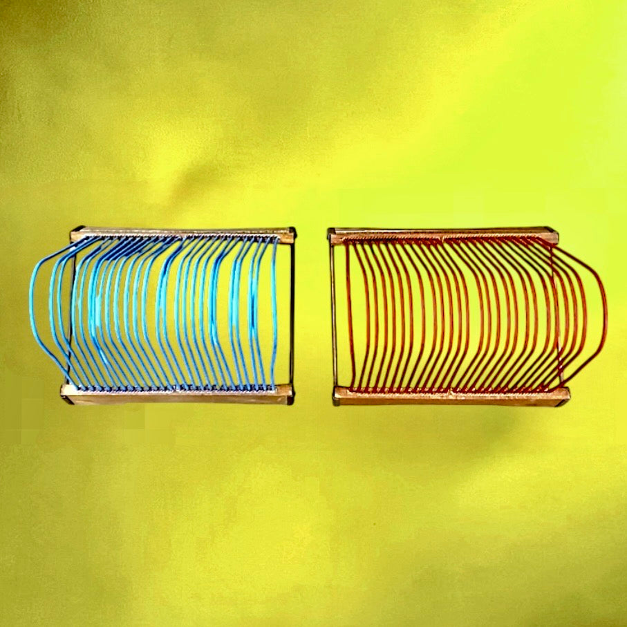 Paire de porte-disques vintage années 60 – rangement 45 tours – rouge et bleu – déco rétro vinyle