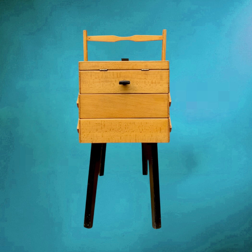 Travailleuse vintage scandinave bois clair pieds compas années 50 60 meuble couture accordéon