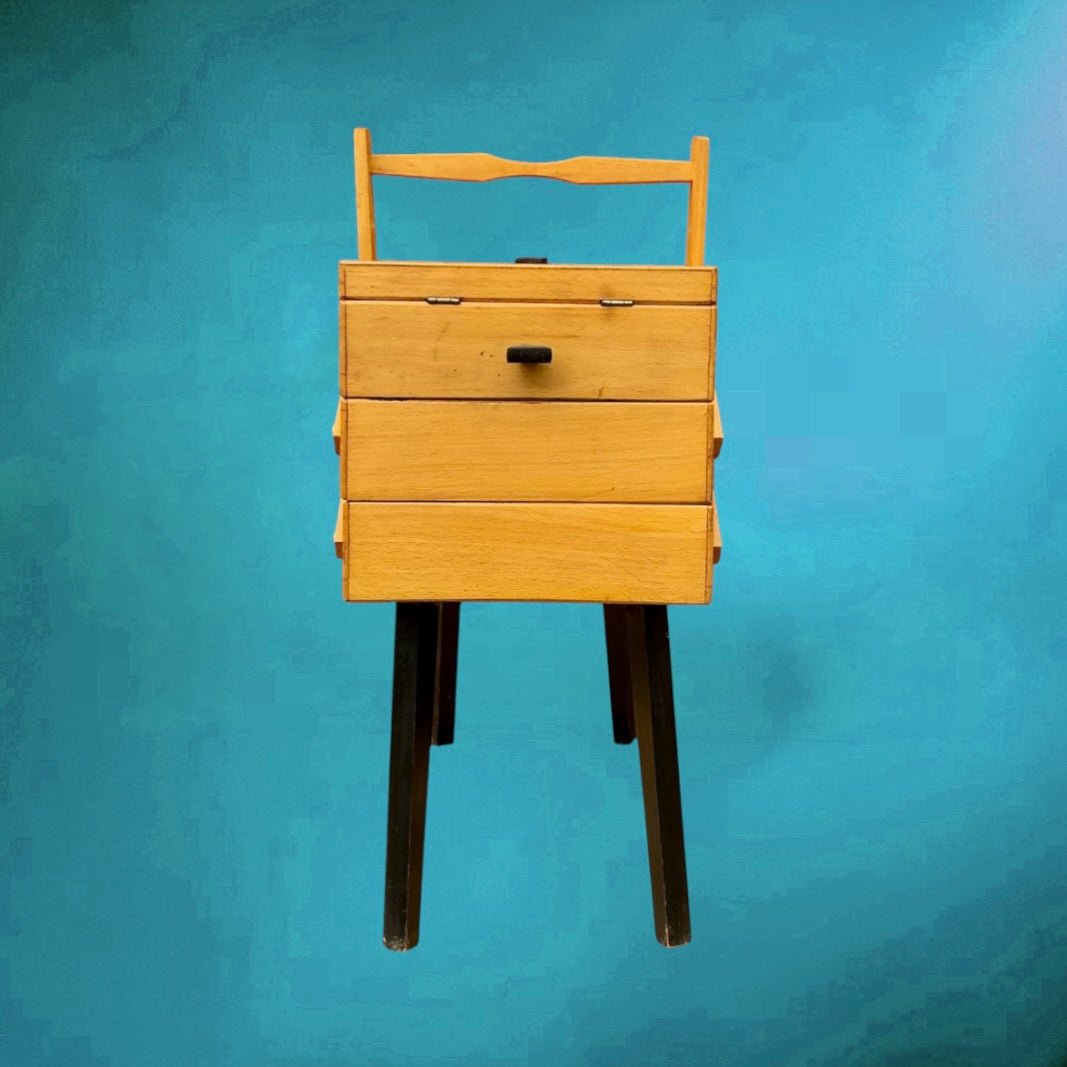 Travailleuse vintage scandinave bois clair pieds compas années 50 60 meuble couture accordéon