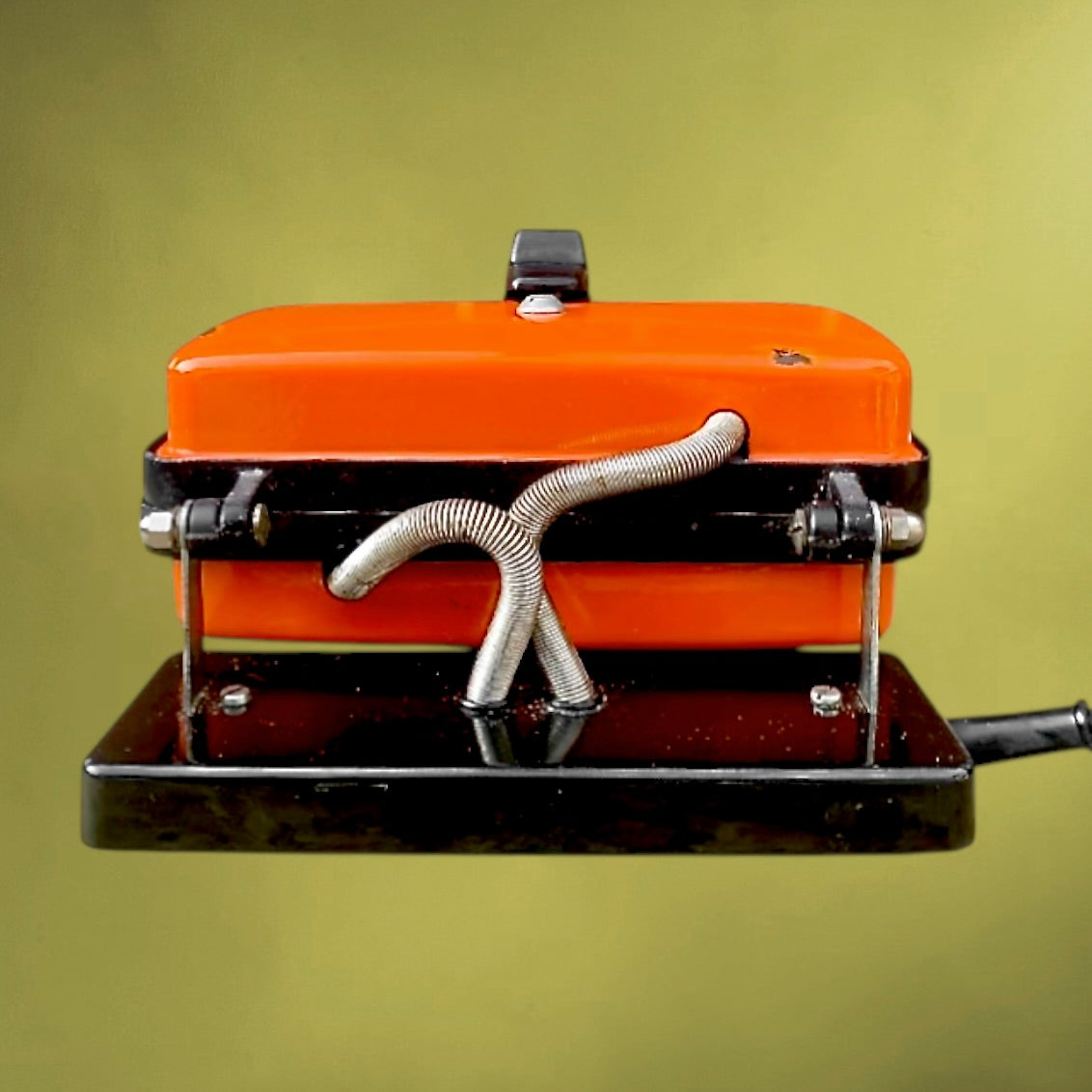 Appareil croque-monsieur vintage orange Bakélite années 60 70 grill sandwich rétro