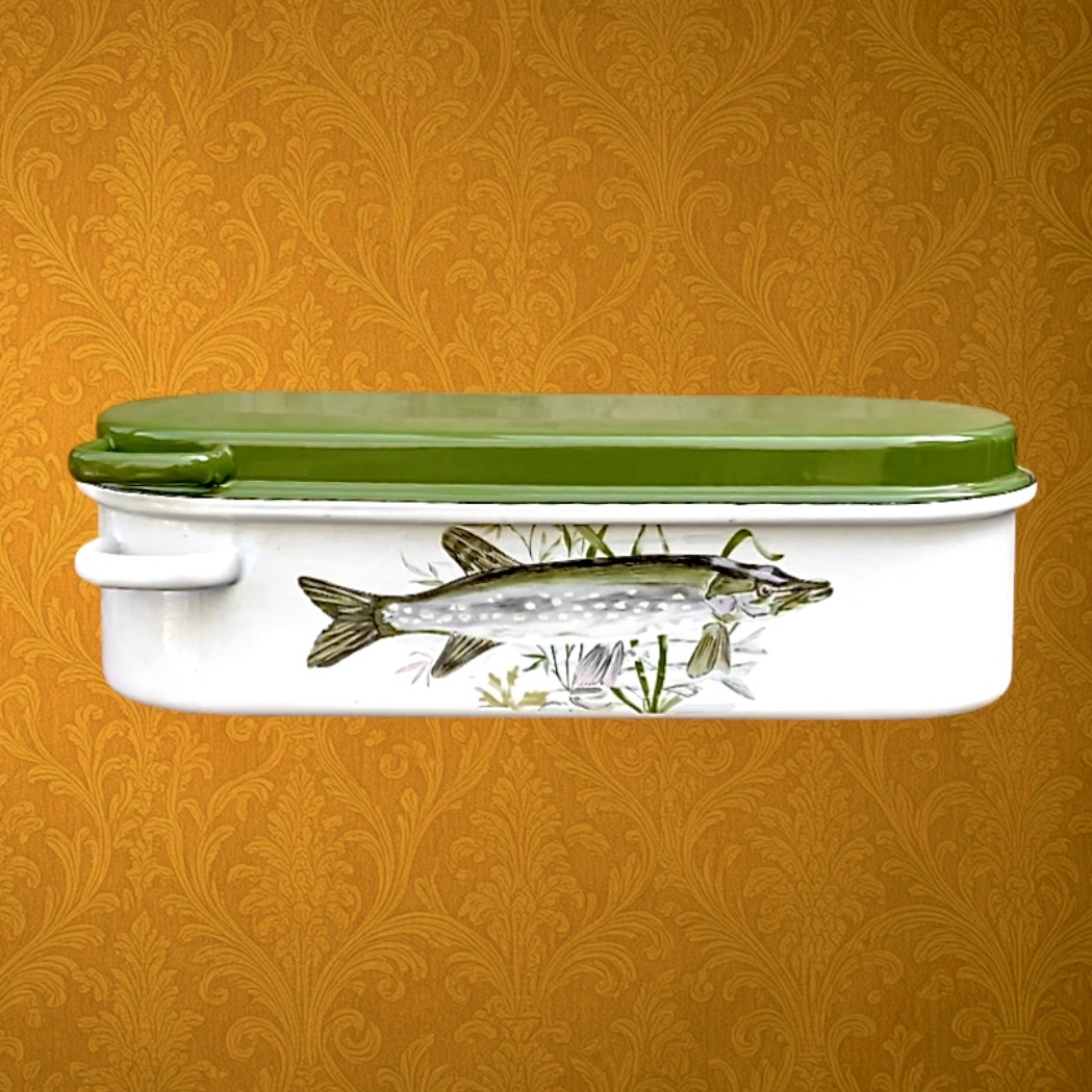 Poissonnière vintage émaillée – brochet et asperges – avec grille – années 60