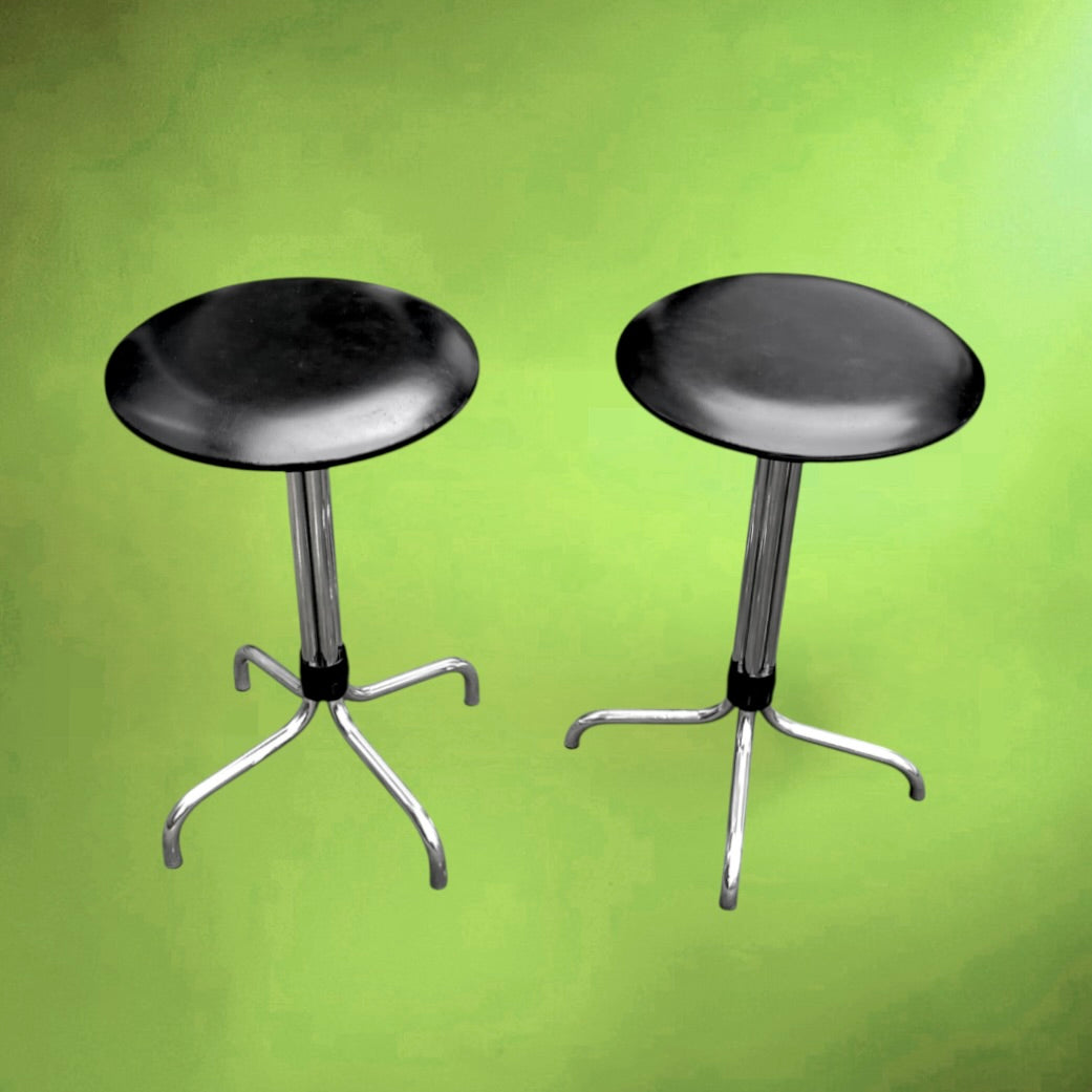 Paire de tabourets Brabantia vintage années 60 chrome et skaï noir design moderniste