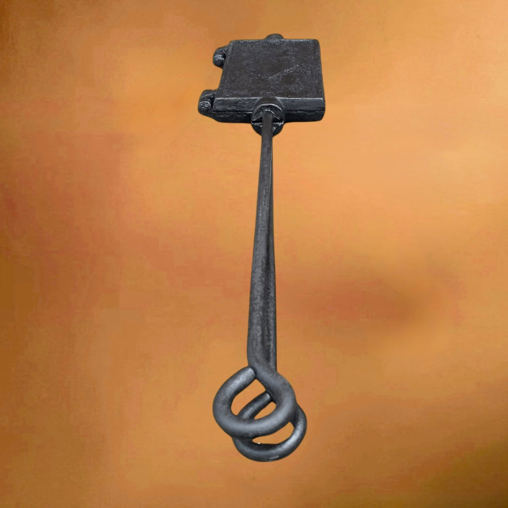 Gaufrier ancien en fonte à cœurs • ustensile de cuisson au feu • vintage années 40