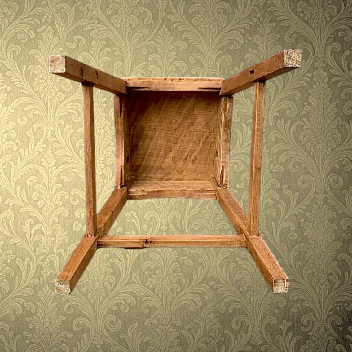Tabouret d’organiste ancien en chêne massif • siège rustique • bois ancien