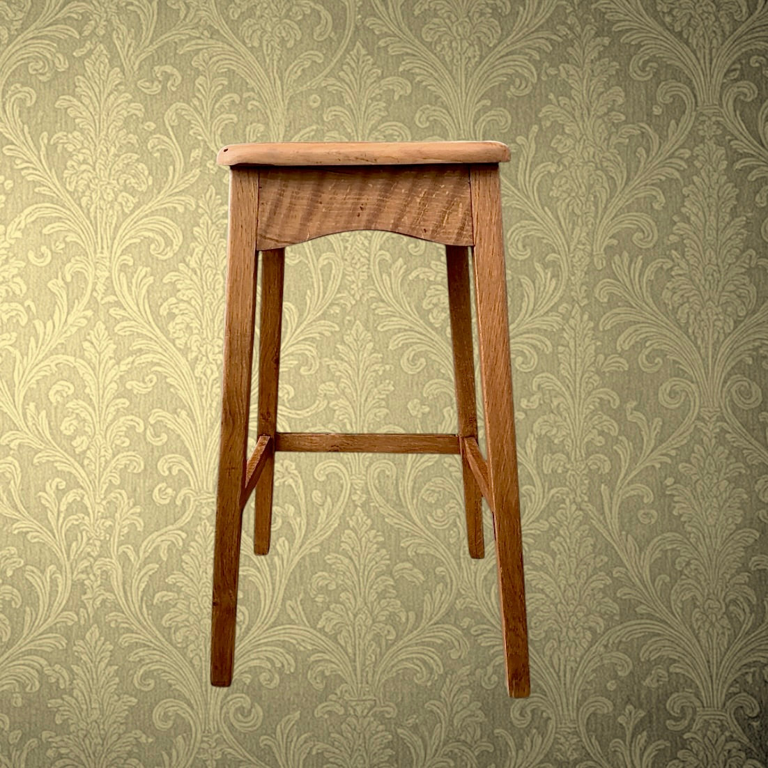 Tabouret d’organiste ancien en chêne massif • siège rustique • bois ancien