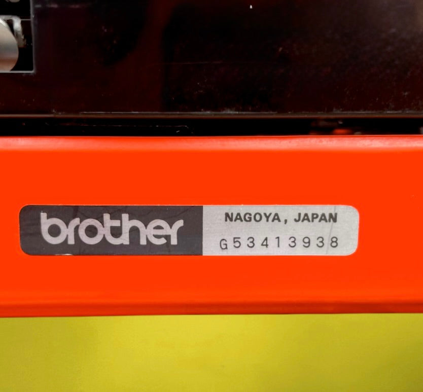 Machine à écrire Brother Deluxe 220 vintage orange Japon - clavier AZERTY