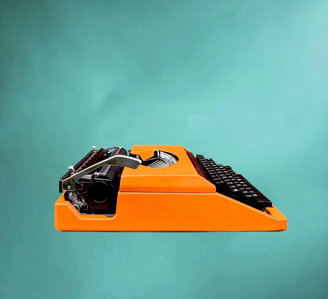 Machine a écrire vintage Silver Reed Silverette II orange-  Japon portable avec valise -  années 70 80
