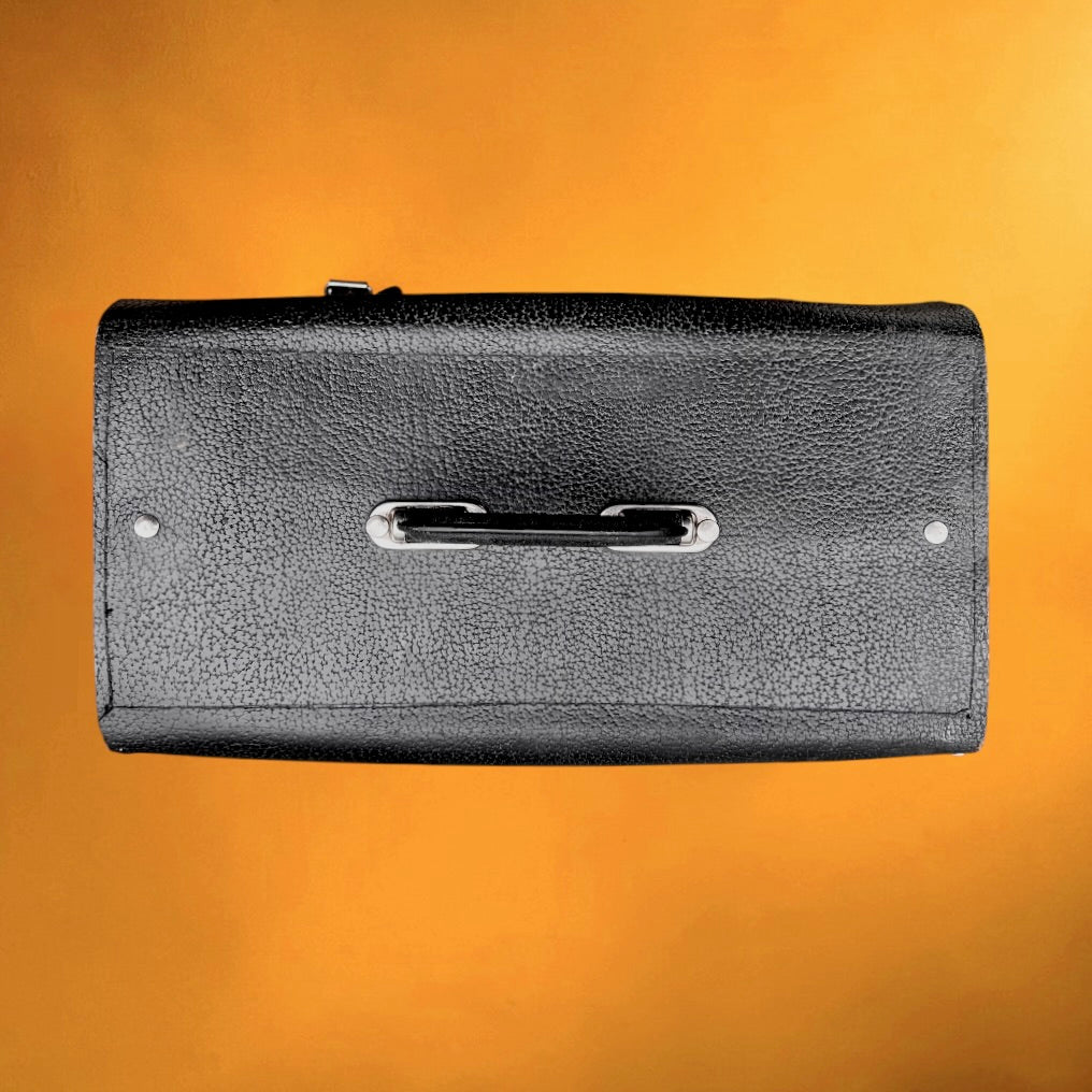 Sacoche à outils vintage en cuir noir épais – mallette artisan – années 50 60