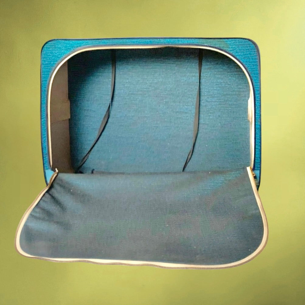 Valise vintage années 50 Skaï bleu tissu chiné bagage rétro bleu laiton doré