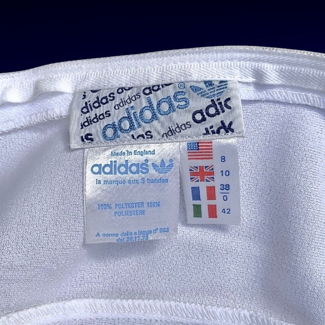 Robe de tennis ADIDAS vintage blanche – Made in England – années 70 – logo trèfle – sportswear rétro