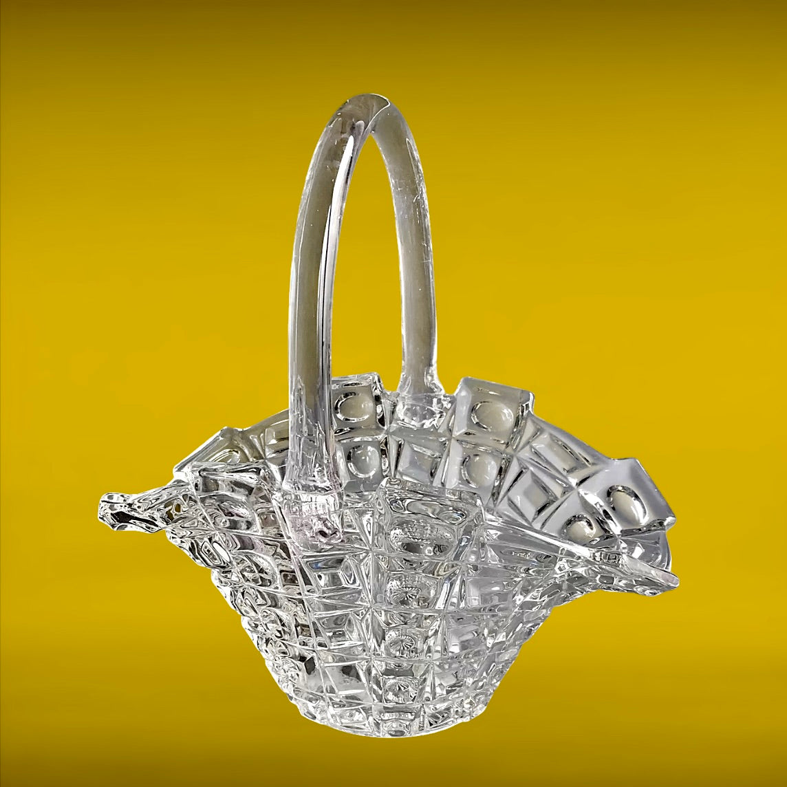 Corbeille en verre pressé Libochovice années 50 panier vintage verre Bohême