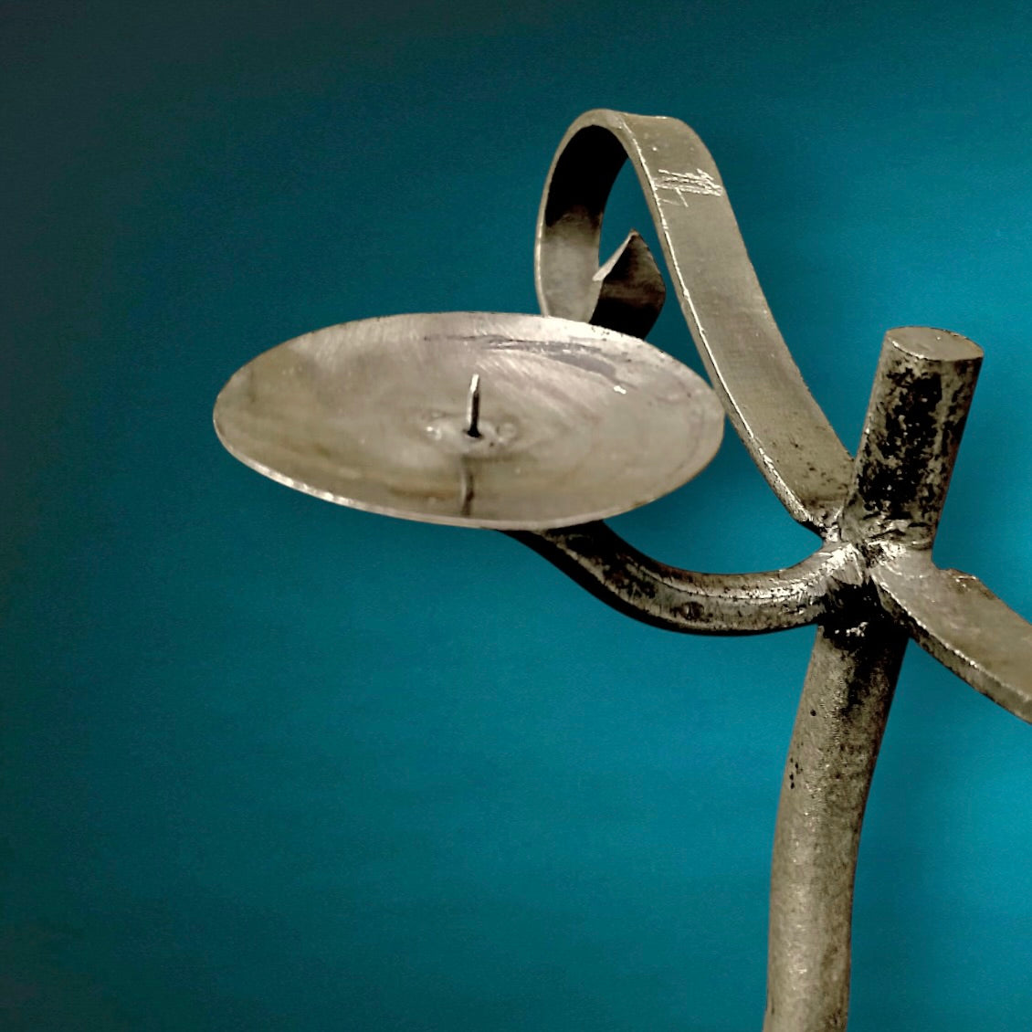 Paire de bougeoirs en fer forgé – vintage artisanal brutaliste