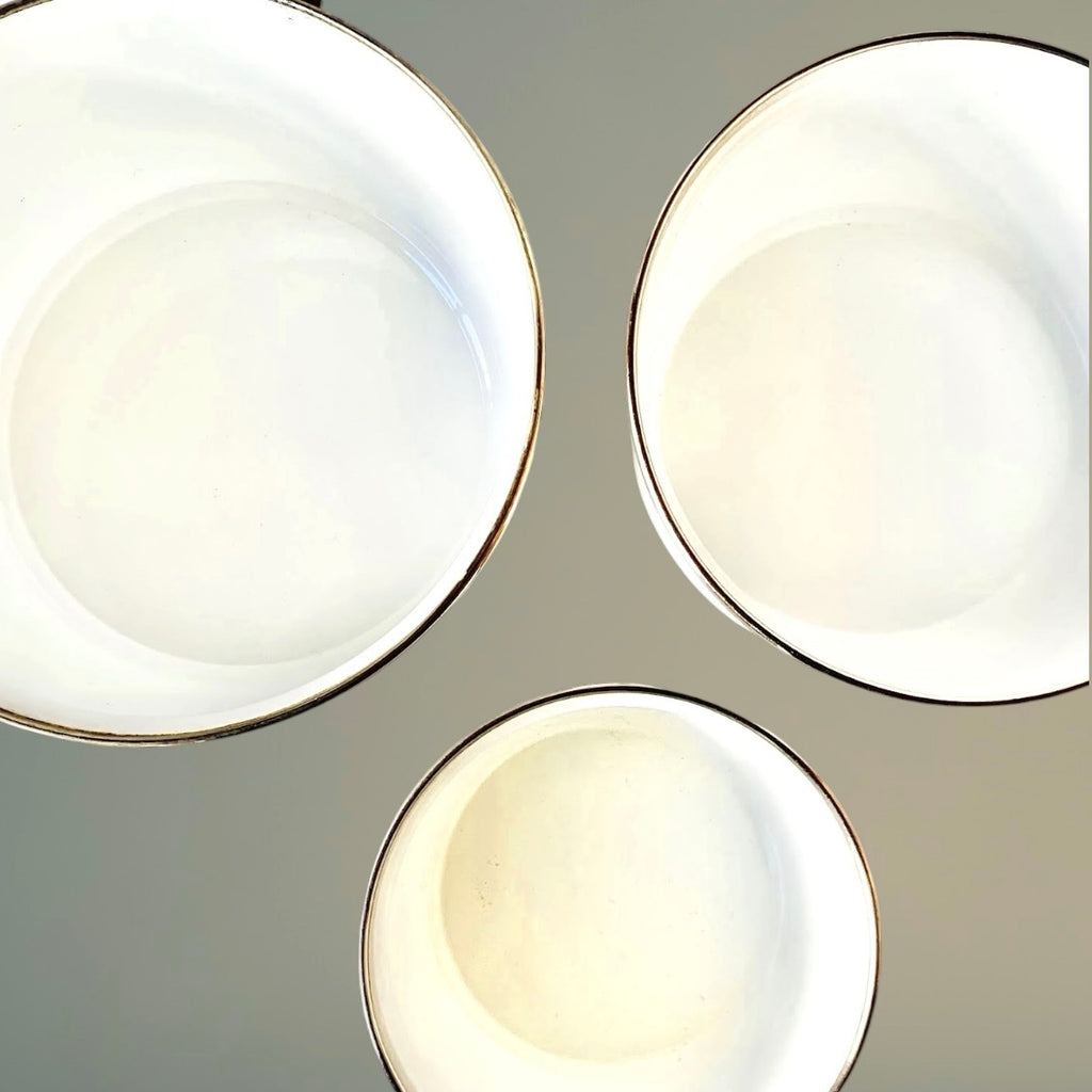 Casseroles Anciennes Tôle Émaillée Blanche Laiton Lot 3 Vintage Cuisine