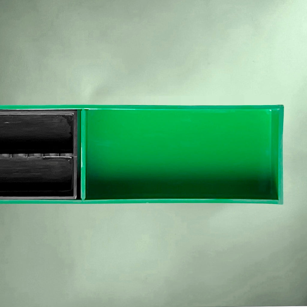 Organisateur de bureau Kartell par Pio Manzù – plastique vert et noir – design italien années 70