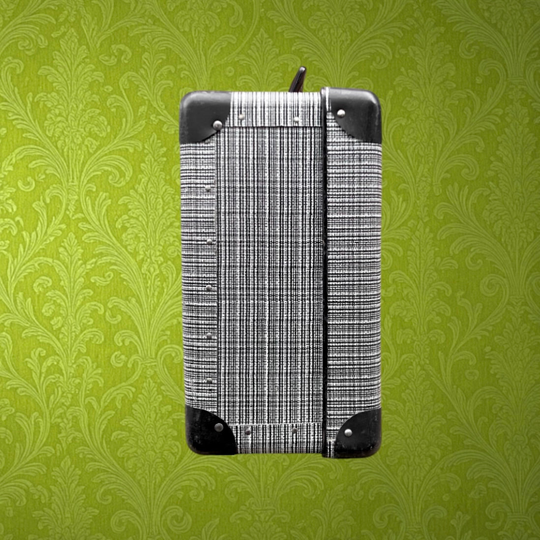 Valise ancienne en carton enduit – motif noir et blanc – intérieur à carreaux – années 60