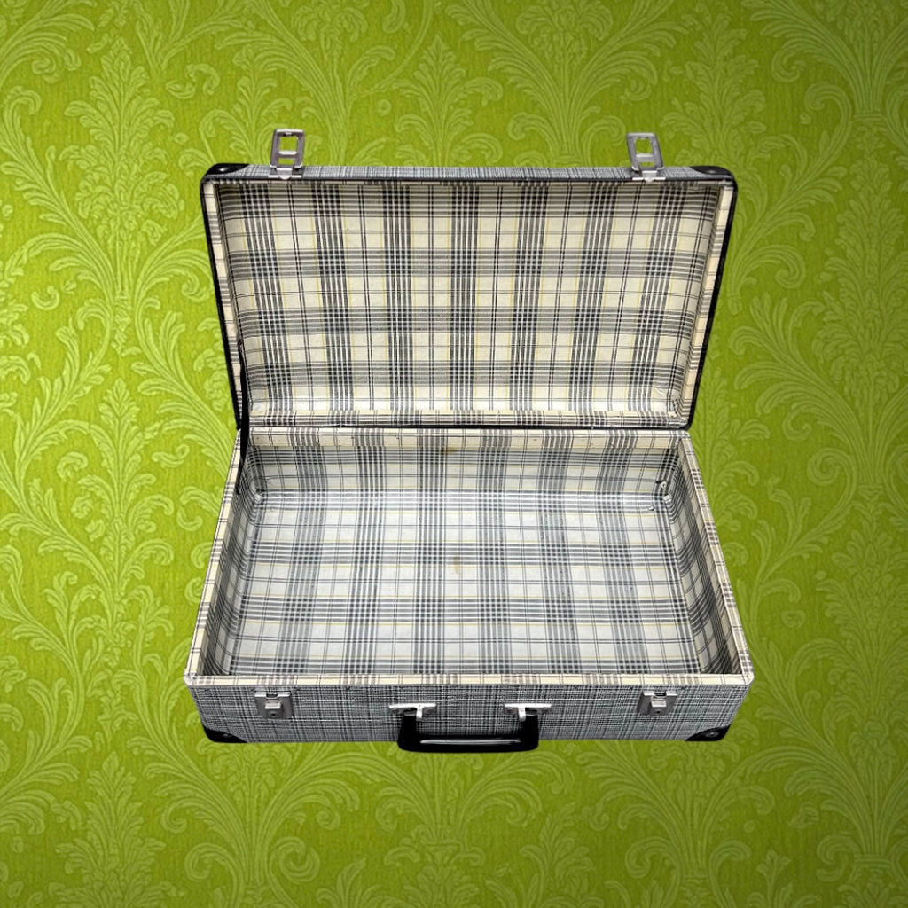 Valise ancienne en carton enduit – motif noir et blanc – intérieur à carreaux – années 60