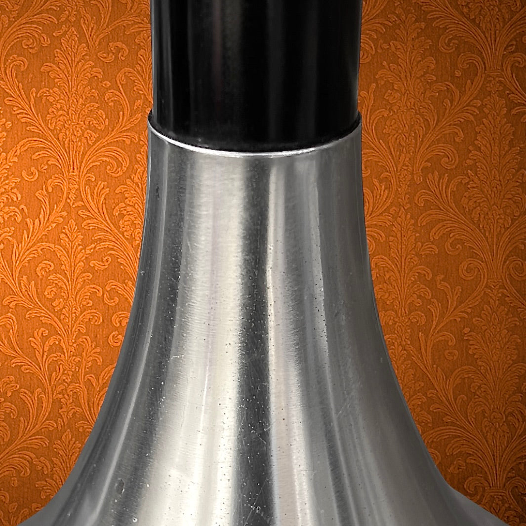 Cendrier sur pied Mettawa aluminium poli et métal chromé années 1970 design hollandais