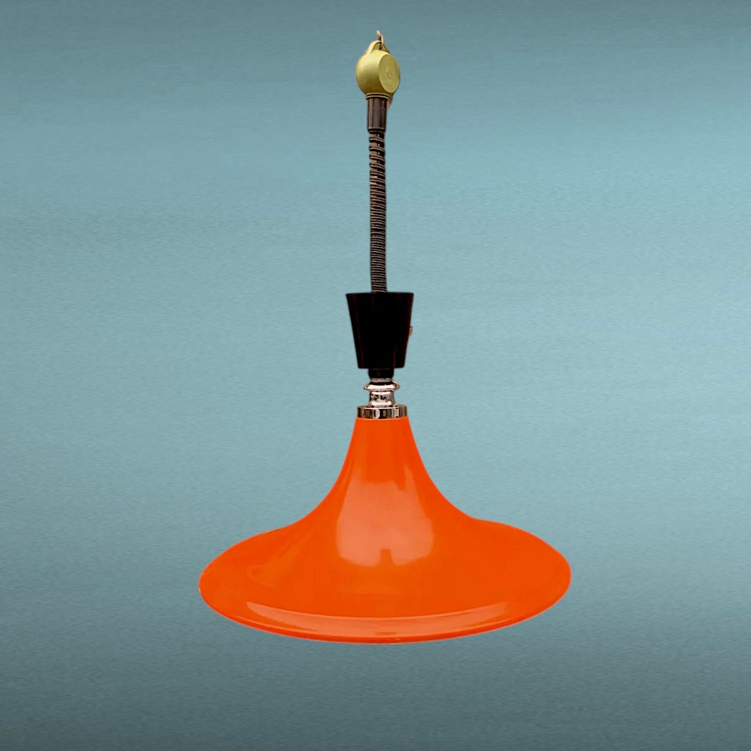 Suspension Space Age Monte et Baisse en Métal Laqué Orange –  Années 60 70
