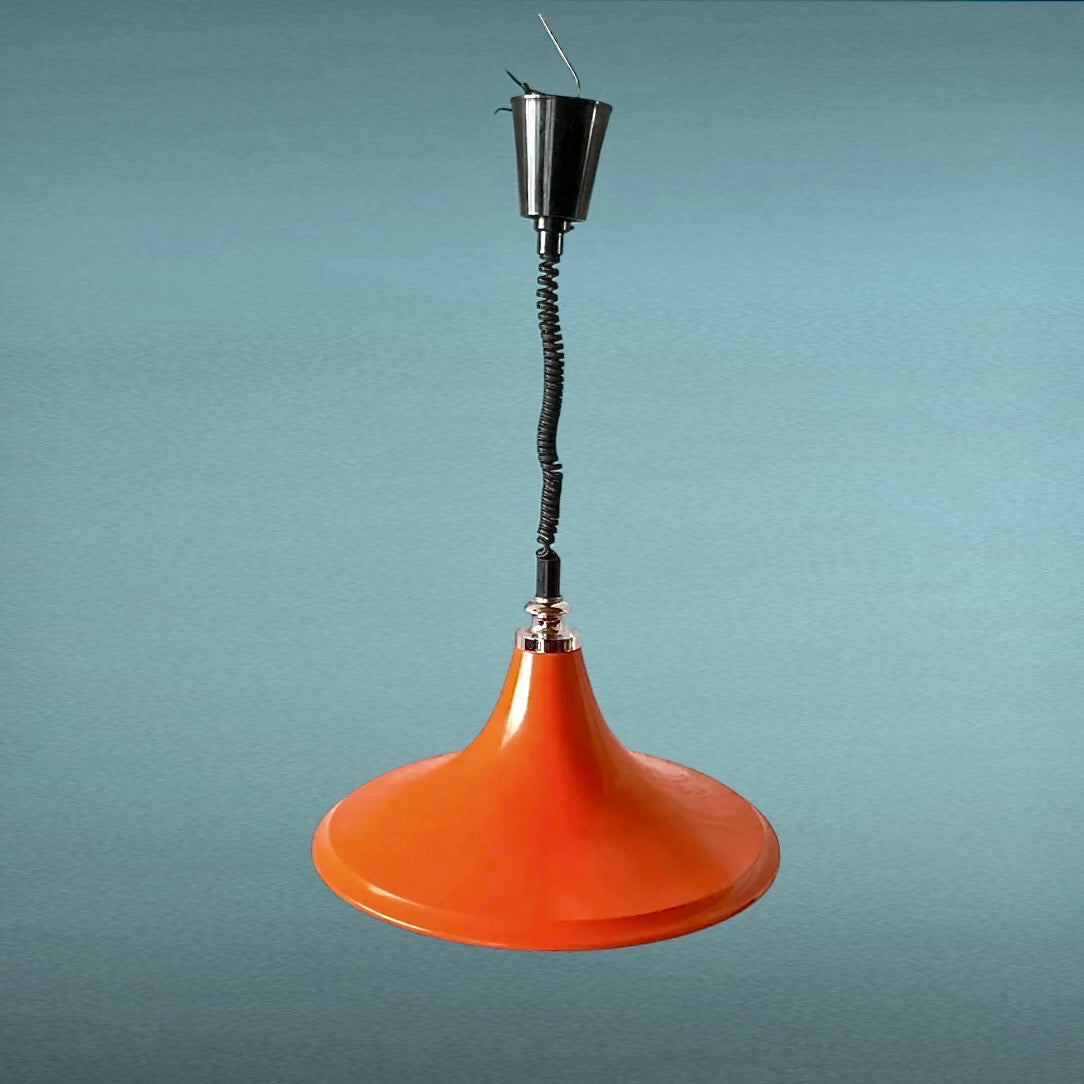 Suspension Space Age Monte et Baisse en Métal Laqué Orange –  Années 60 70