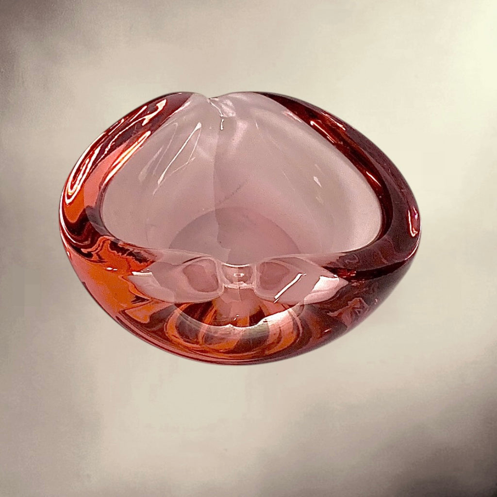 Cendrier En Verre Rose En Forme De Cœur - Années 70
