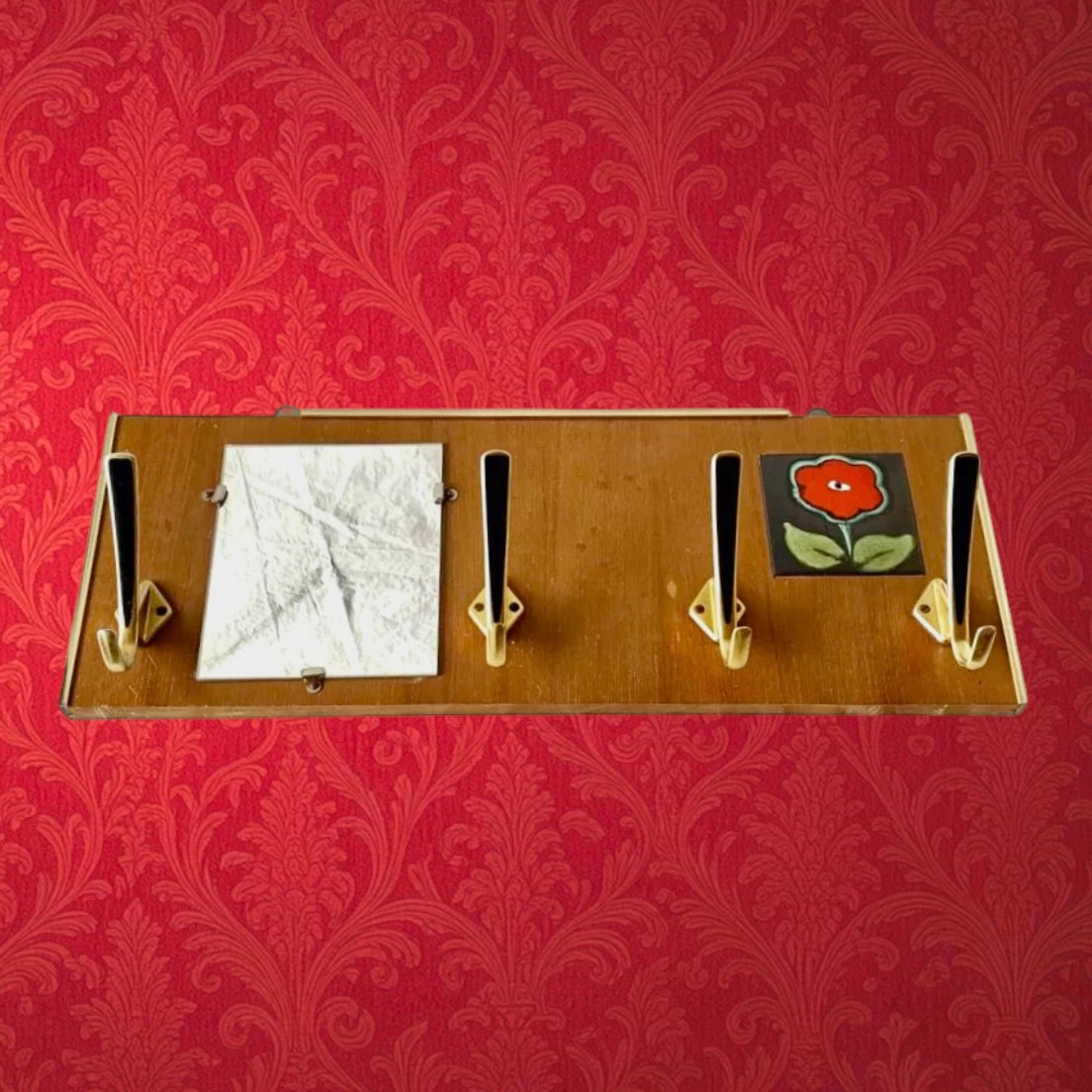 Portemanteau Mural en Bois Plaqué - Miroir - Carreau Céramique Fleur Rouge - Années 60