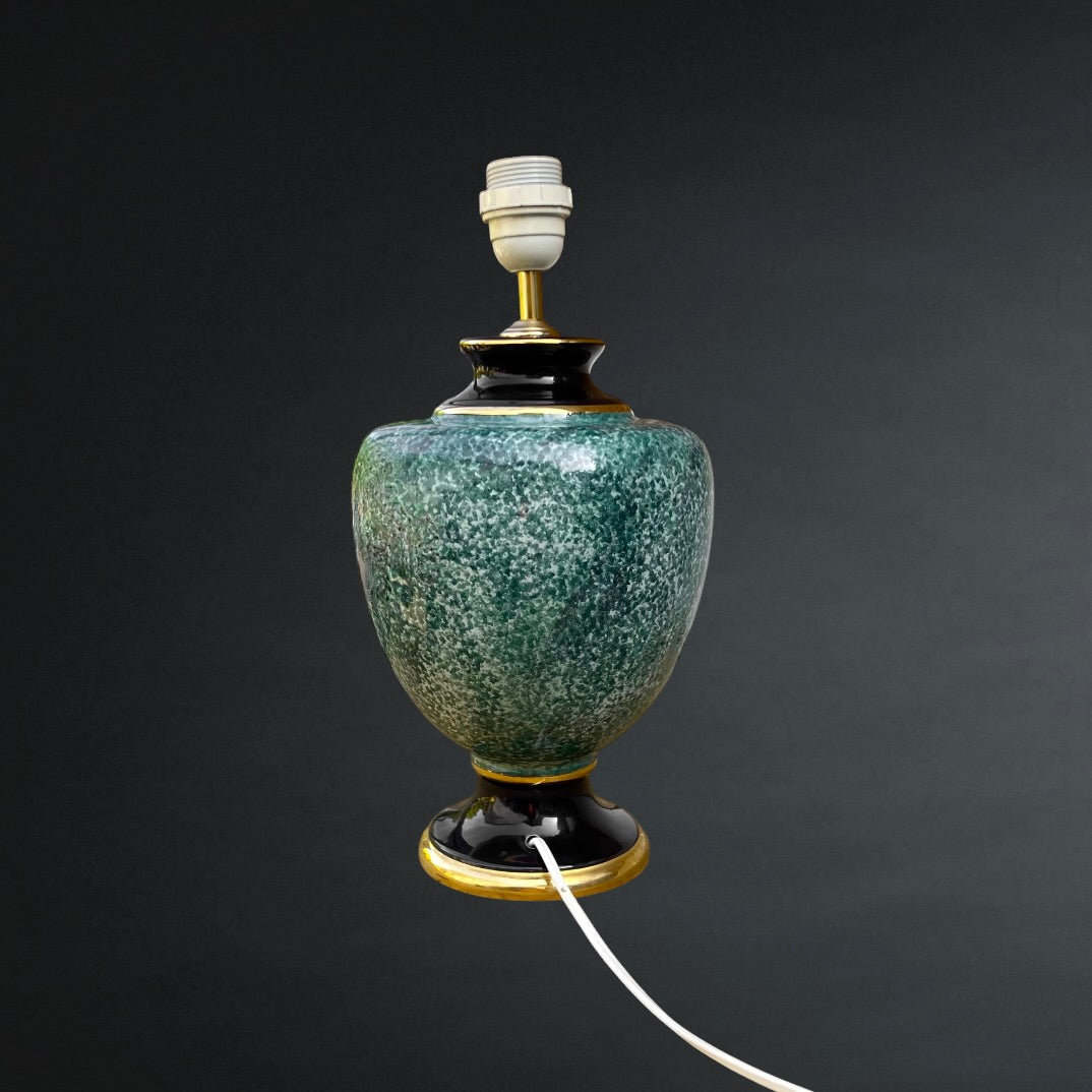 Pied de Lampe  en Céramique Verte Mouchetée Noire et Dorée Années 70 Style Hollywood Regency
