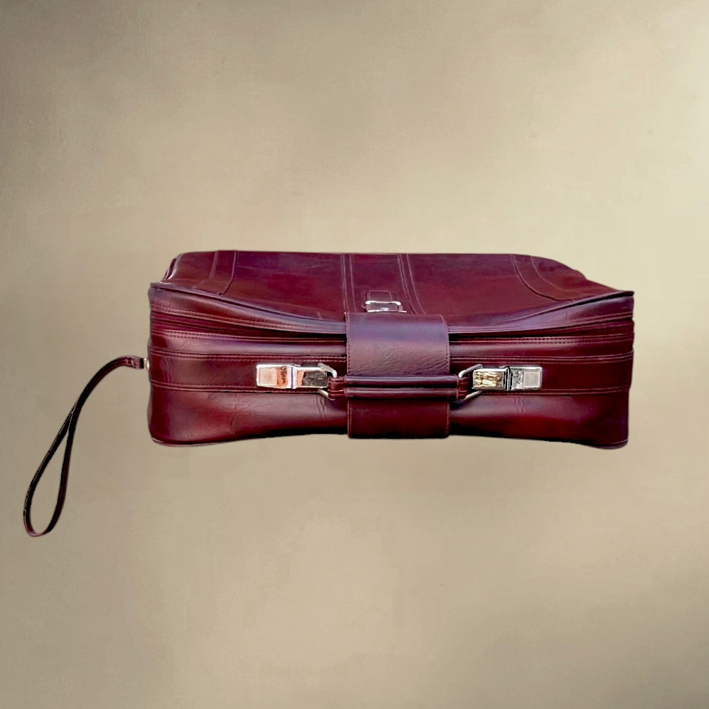 Ancienne Valise Samsonite sur Roulettes en Skaï Bordeaux Made in Belgium - Années 70