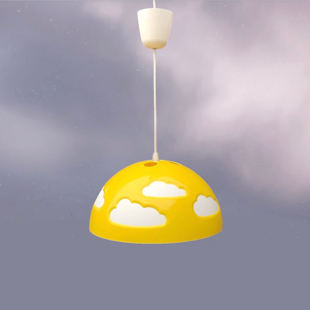 suspension-ikea-jaune-nuages-henrik-preutz-annees2000