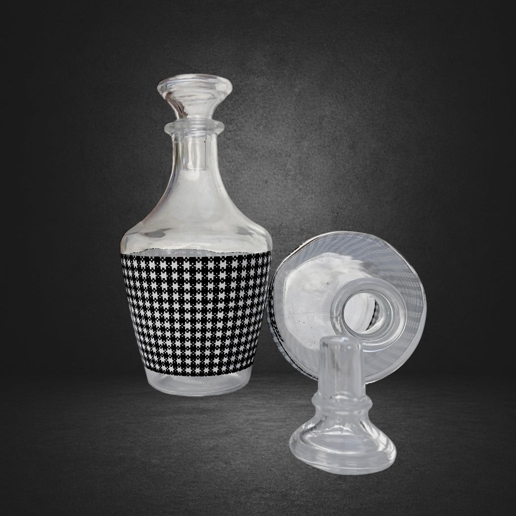 Service à Liqueur en Verre d’Arques - Pied De Poule - 2 Carafes et 24 Verres - Années 60