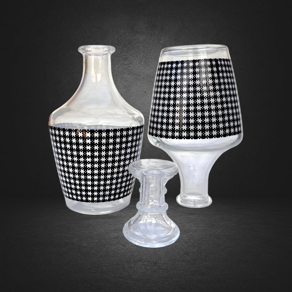 Service à Liqueur en Verre d’Arques - Pied De Poule - 2 Carafes et 24 Verres - Années 60