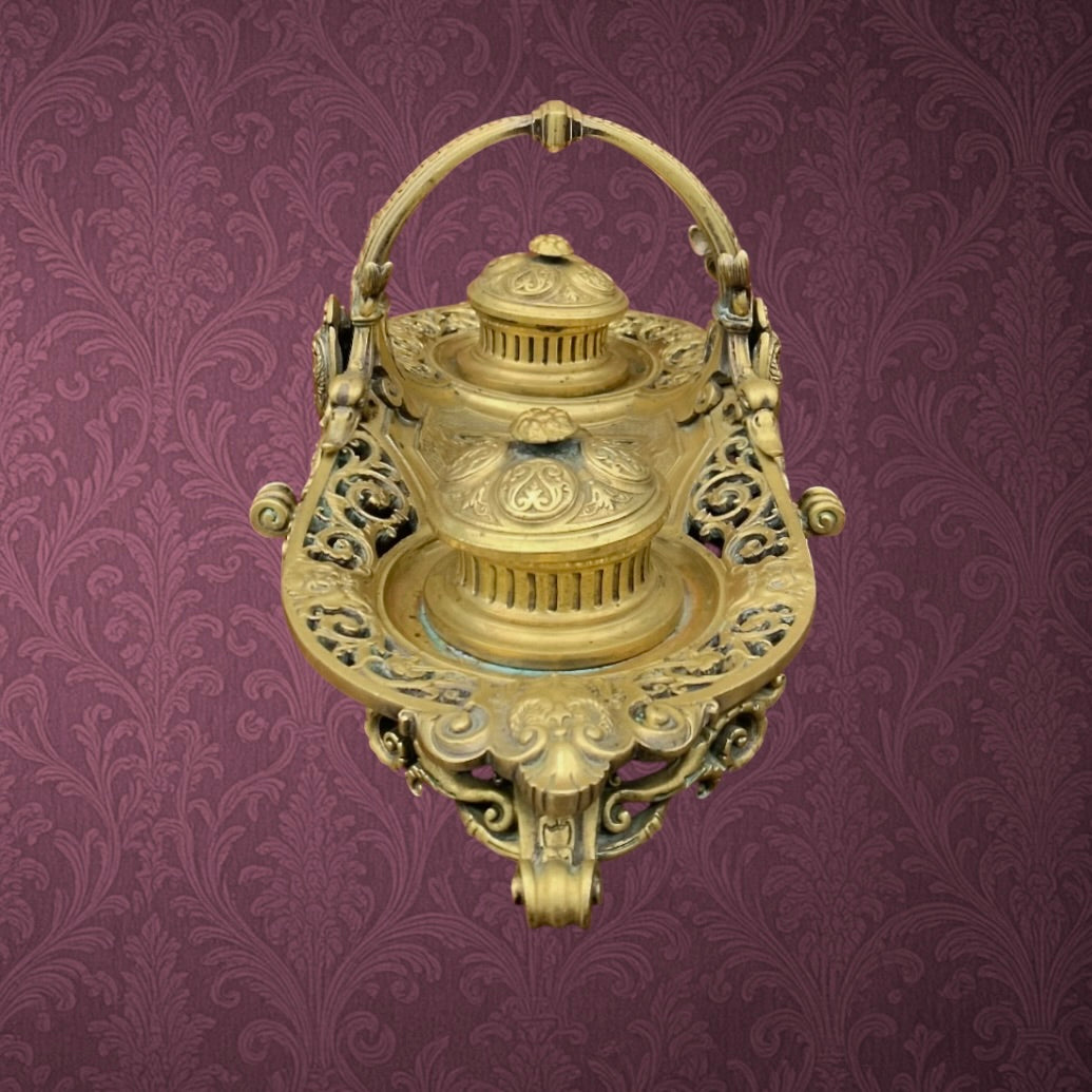 Encrier Double en Laiton Doré Style Napoléon III Décor Féminin et Volutes - XIXe