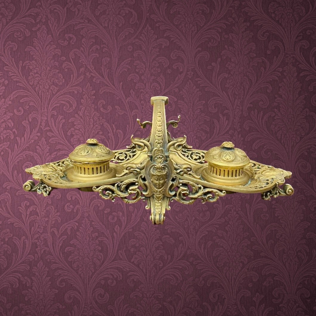 Encrier Double en Laiton Doré Style Napoléon III Décor Féminin et Volutes - XIXe