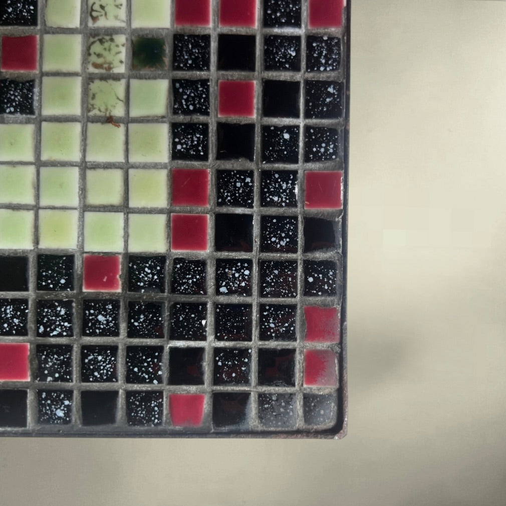 Table d’Appoint en Fer Forgé avec Porte-Revues et Plateau Mosaïque en Céramique - Années 60