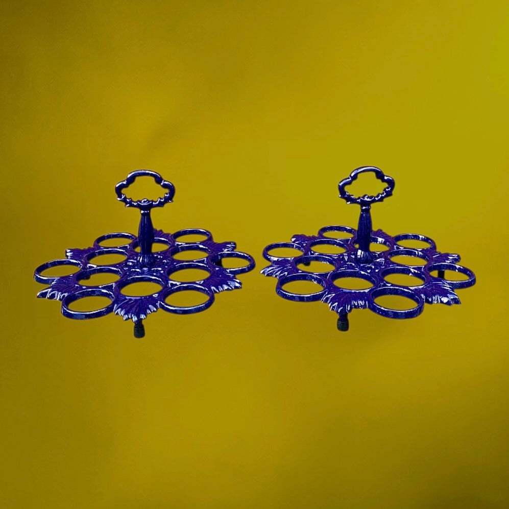 Paire de Présentoirs à Œufs en Fonte Émaillée Bleue Années 50 60