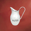 Pichet à Eau en Tôle Émaillée Blanche Inscription Water – Années 60
