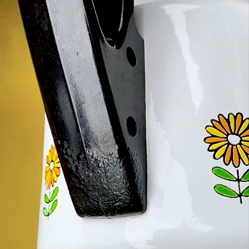 Cafetière Allemande Siegwerk Émail Blanc Décor Floral Bakélite Années 60 70