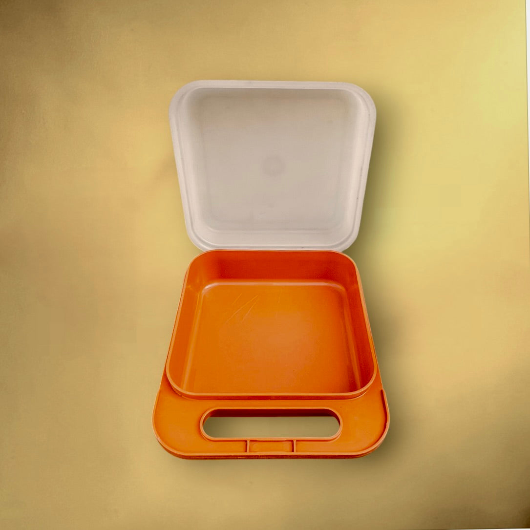 Boite lunch Tupperware vintage orange motif panneaux routiers lunch box années 70 (Copie)