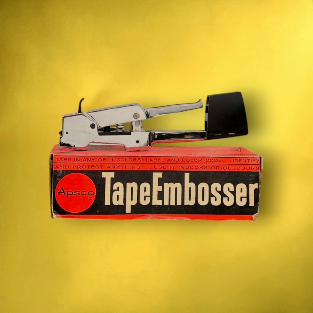 Ancienne Étiqueteuse APSCO TapeEmbosser TE 50 Deluxe Métal Chromé Avec Boîte et Notice Années 60