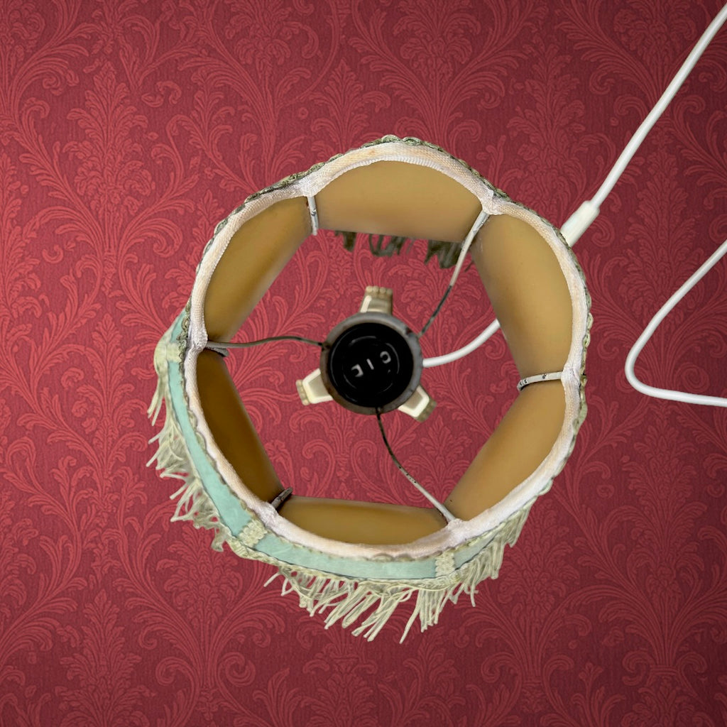 Lampe en Métal Doré et Albâtre avec Abat-jour Frangé Style Hollywood Regency - Années 70