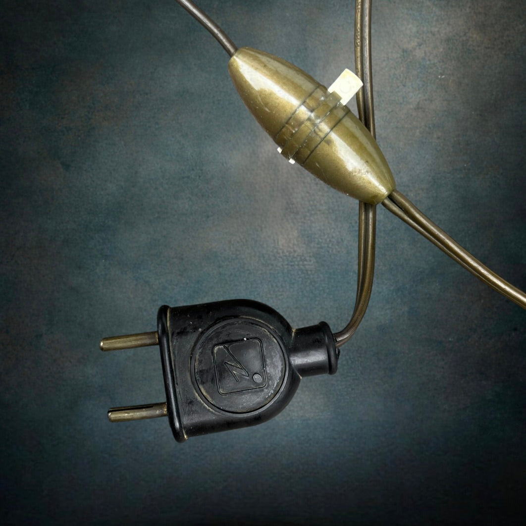 Pied de Lampe Ancien Style Bronze Doré Louis XVI – années 1950